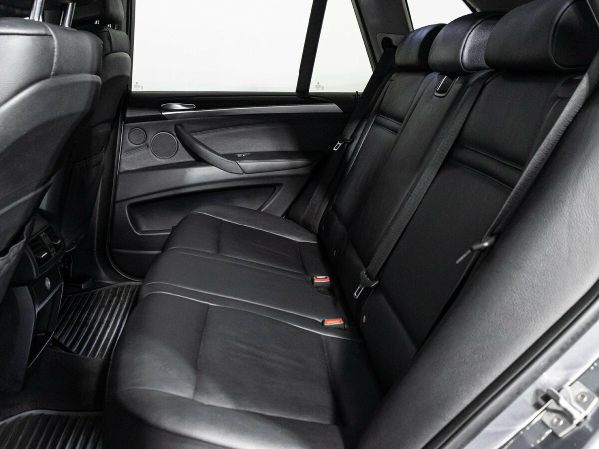 Купить BMW X5 с пробегом. Фото: #8