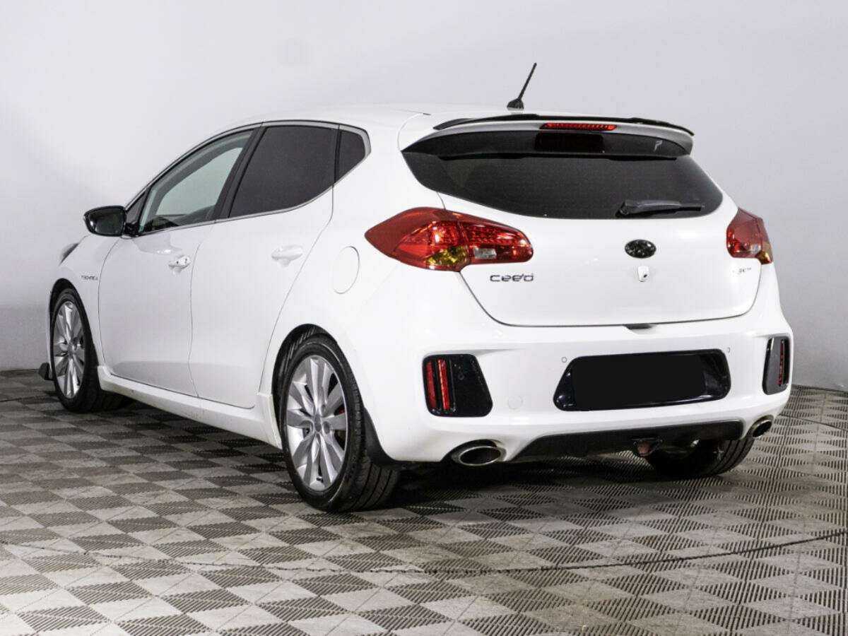 Купить Kia Ceed GT с пробегом. Фото: #6