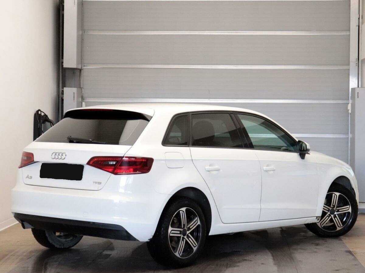 Купить Audi A3 с пробегом. Фото: #3