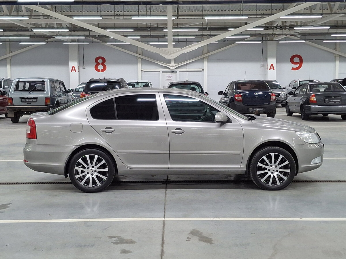 Купить Skoda Octavia с пробегом. Фото: #3