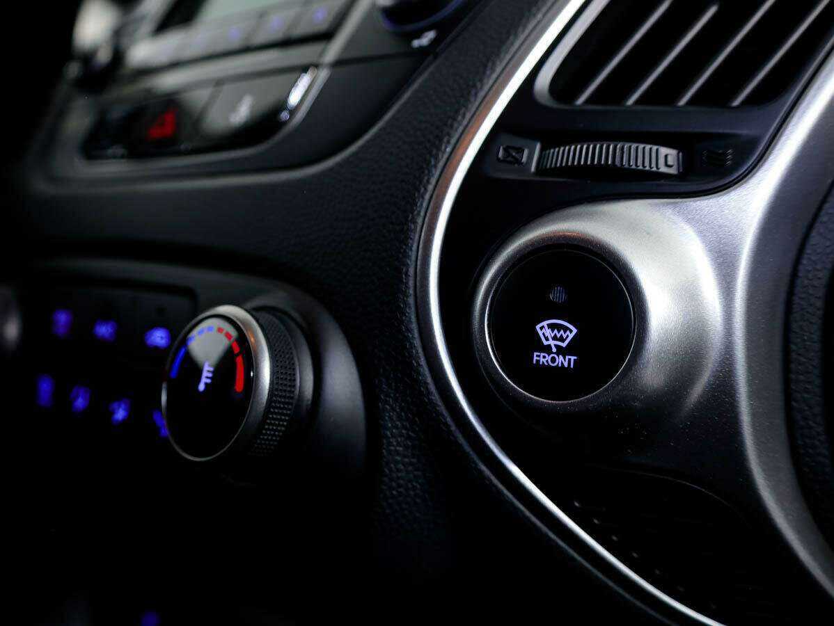 Купить Hyundai ix35 с пробегом. Фото: #16