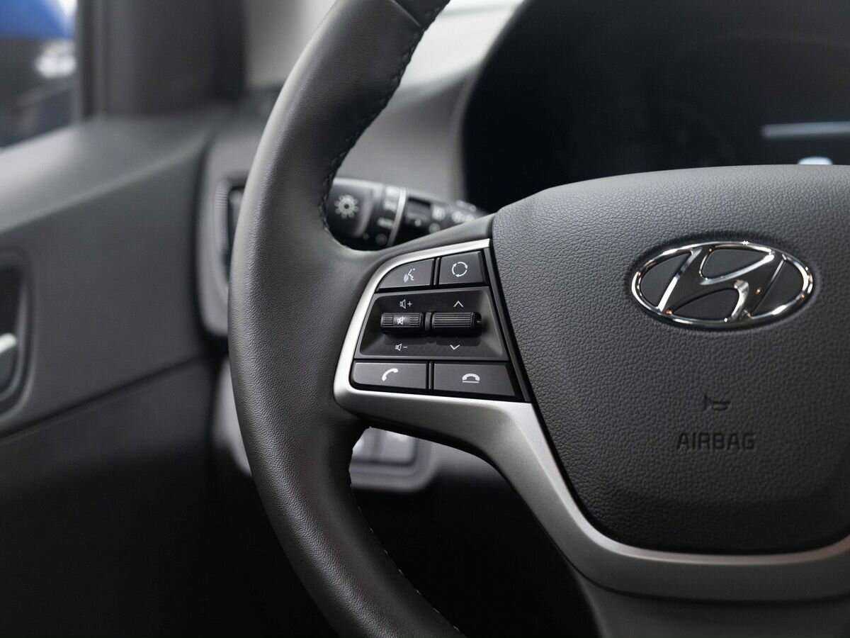 Купить Hyundai Solaris с пробегом. Фото: #15