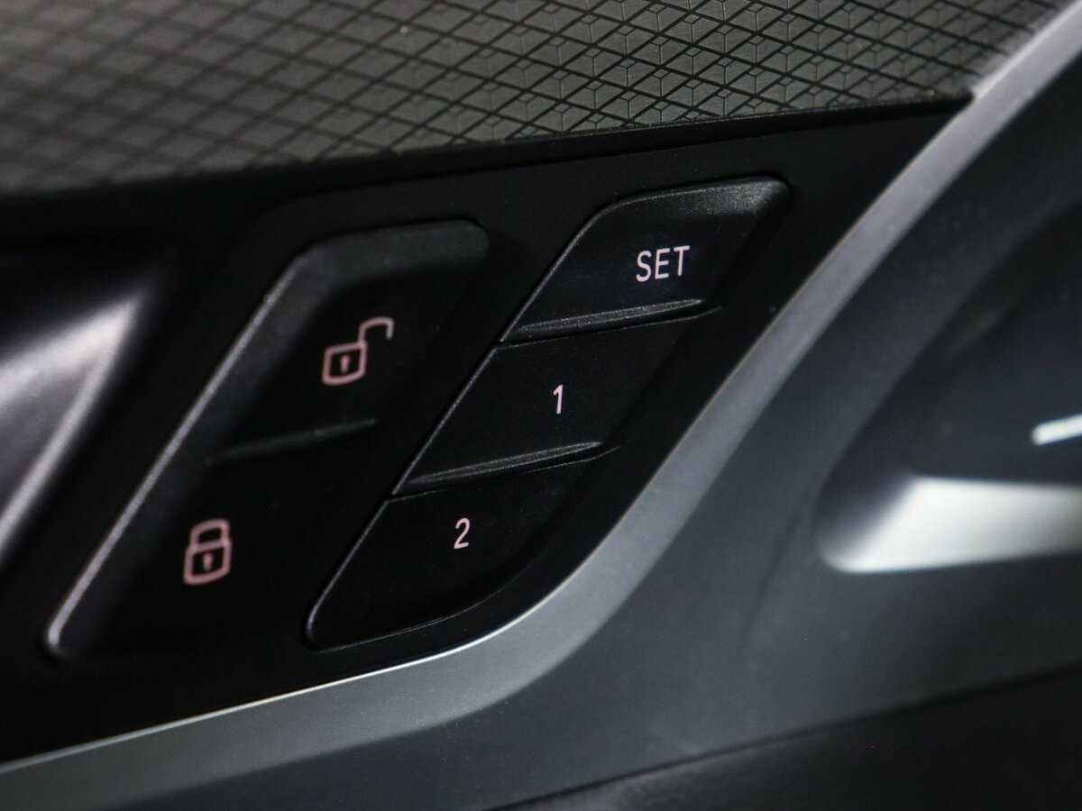 Купить BMW X3 с пробегом. Фото: #18