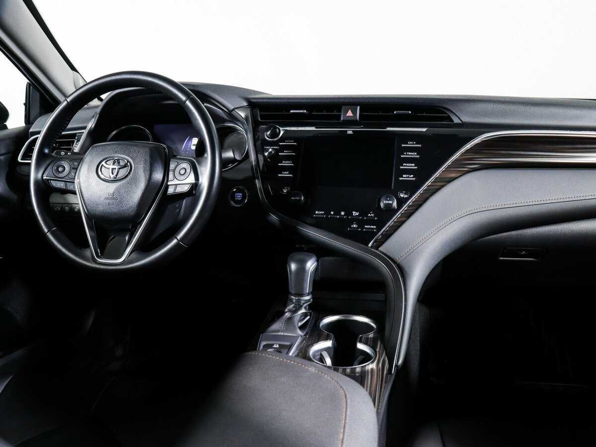 Купить Toyota Camry с пробегом. Фото: #8