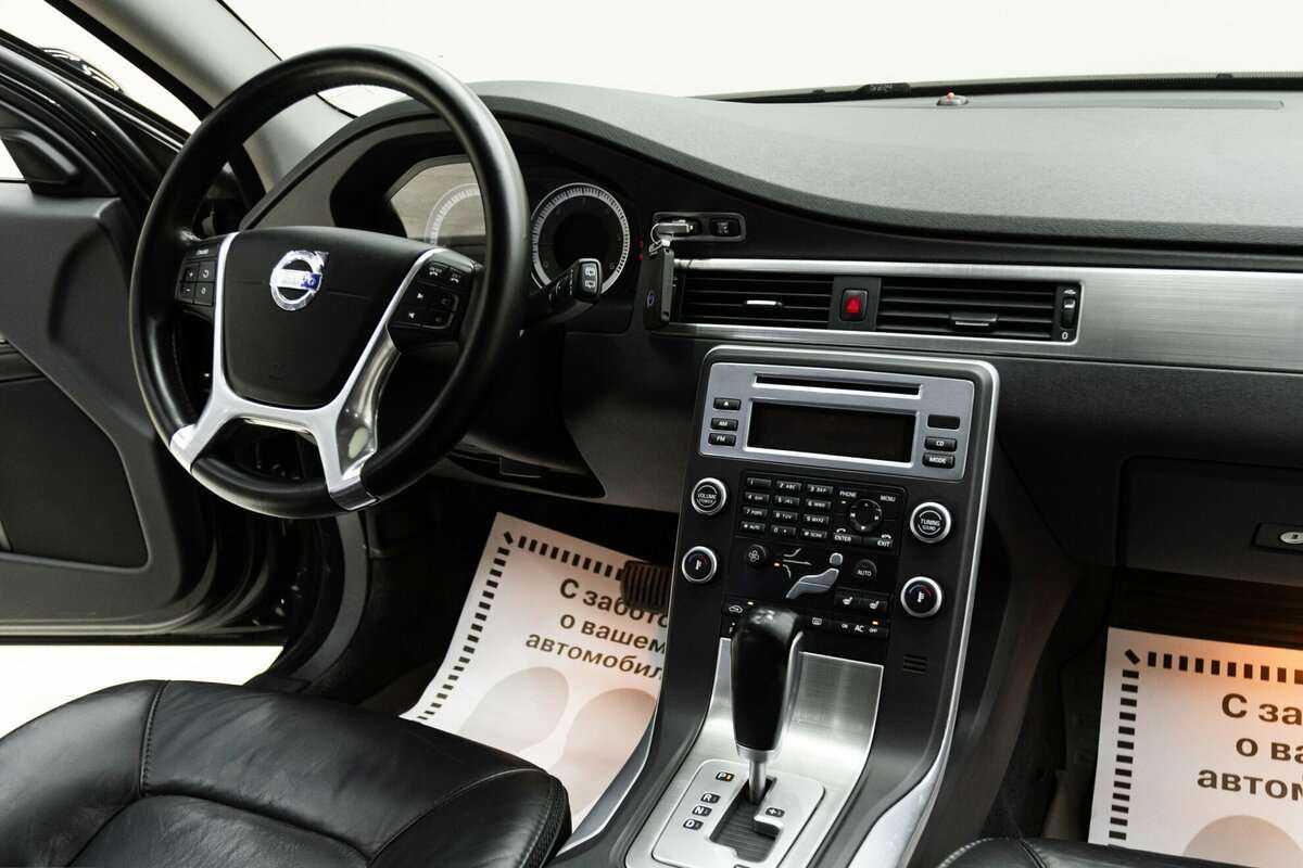 Купить Volvo XC70 с пробегом. Фото: #10