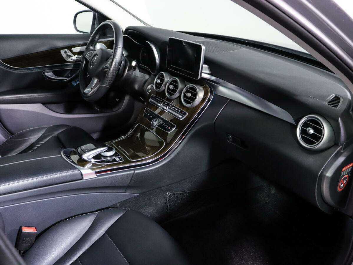Купить Mercedes-Benz C-Класс с пробегом. Фото: #7