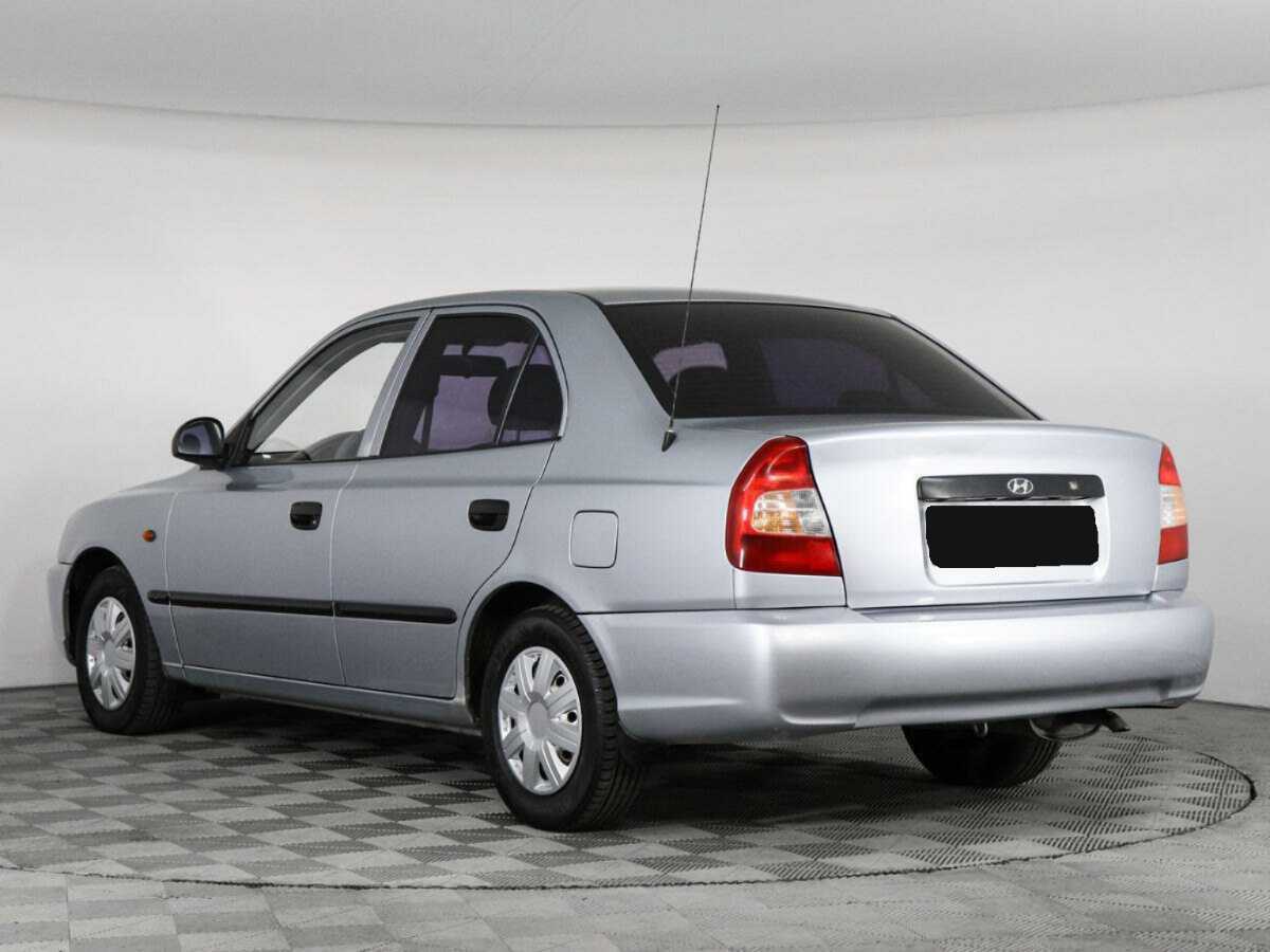 Купить Hyundai Accent с пробегом. Фото: #3