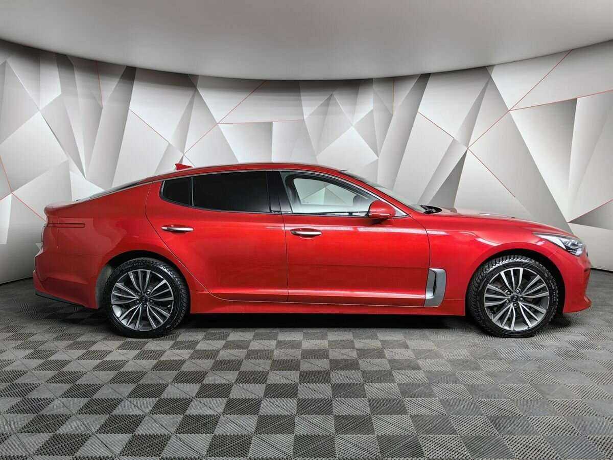 Купить Kia Stinger с пробегом. Фото: #5