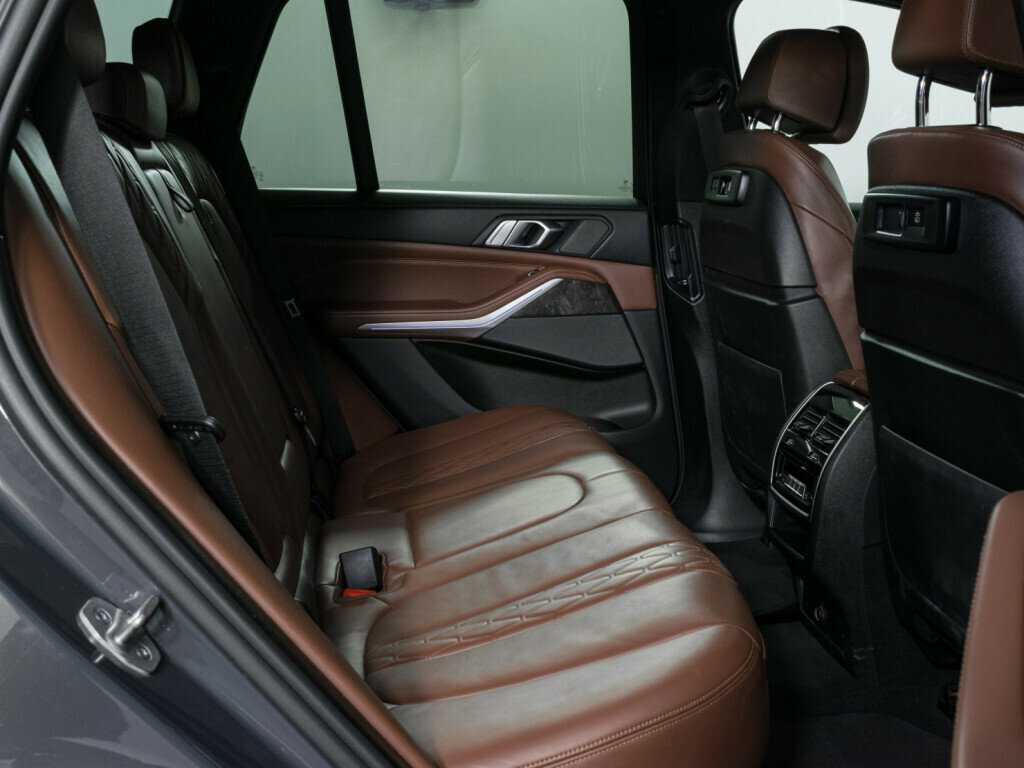 Купить BMW X5 с пробегом. Фото: #10