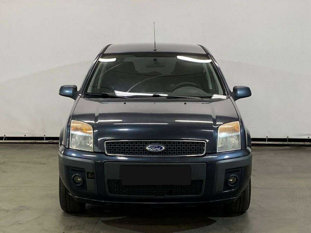 Купить Ford Fusion с пробегом. Фото: #1