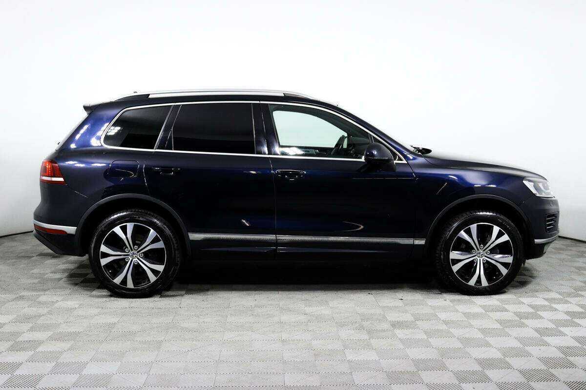 Купить Volkswagen Touareg с пробегом. Фото: #3