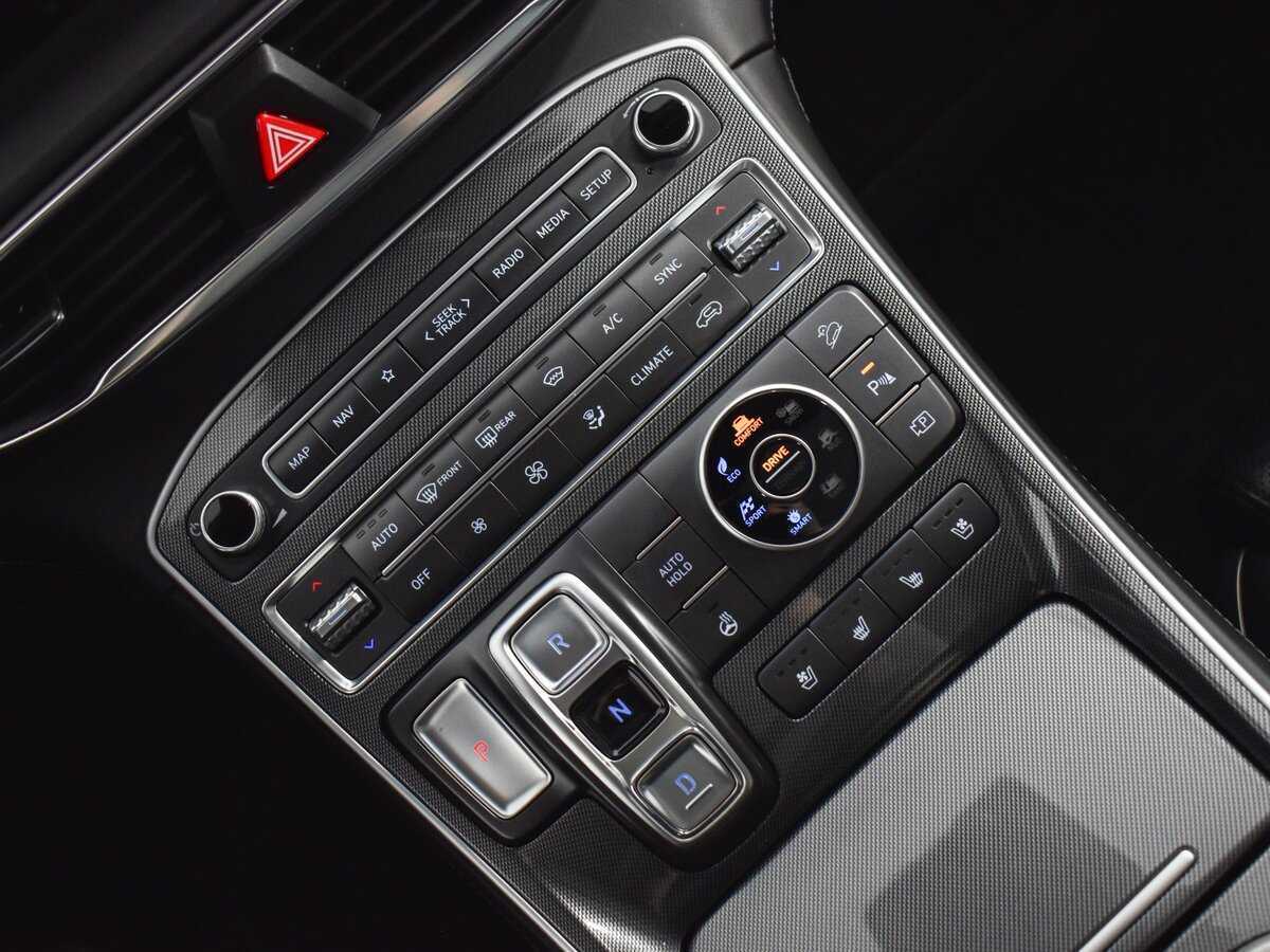 Купить Hyundai Santa Fe с пробегом. Фото: #20