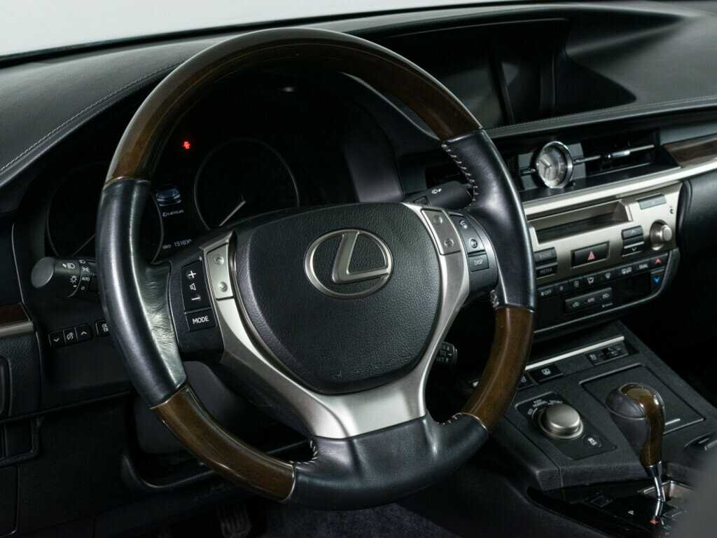 Купить Lexus ES с пробегом. Фото: #11