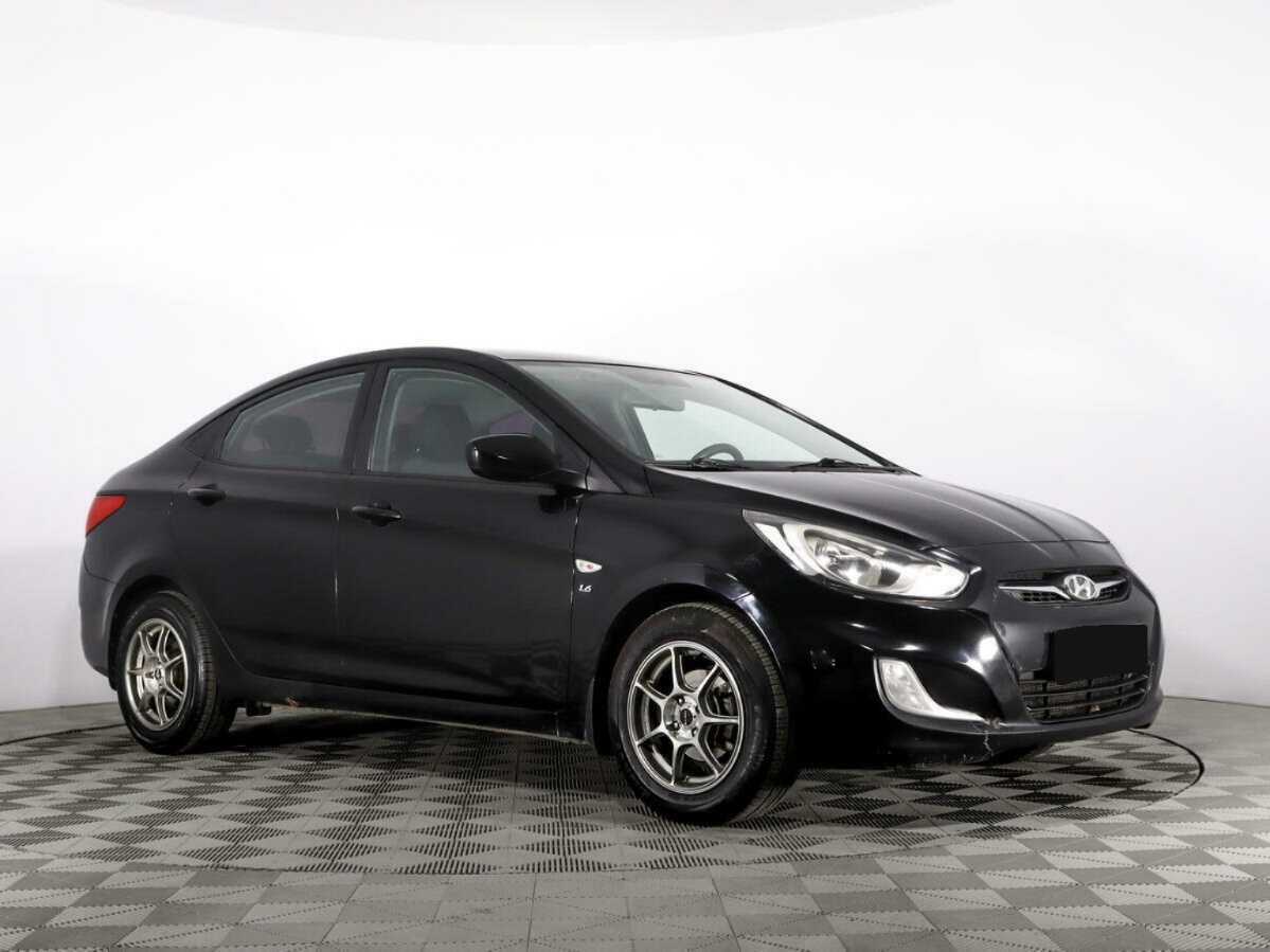 Купить Hyundai Solaris с пробегом. Фото: #2