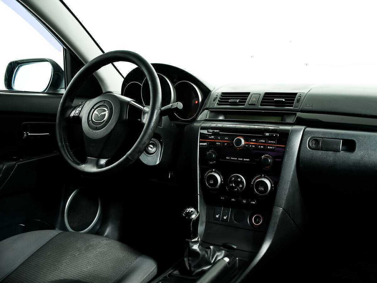 Купить Mazda 3 с пробегом. Фото: #8