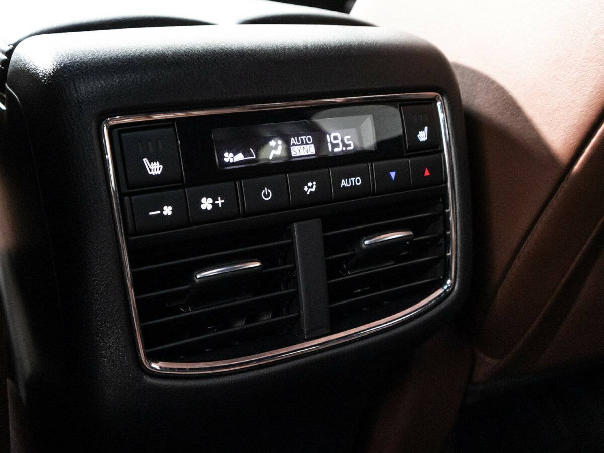 Купить Mazda CX-9 с пробегом. Фото: #18