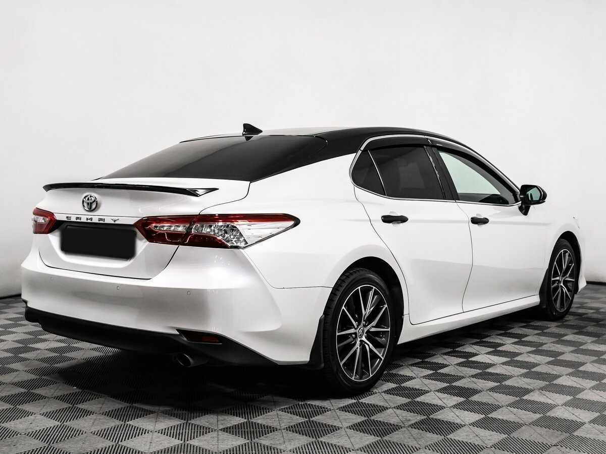 Купить Toyota Camry с пробегом. Фото: #4