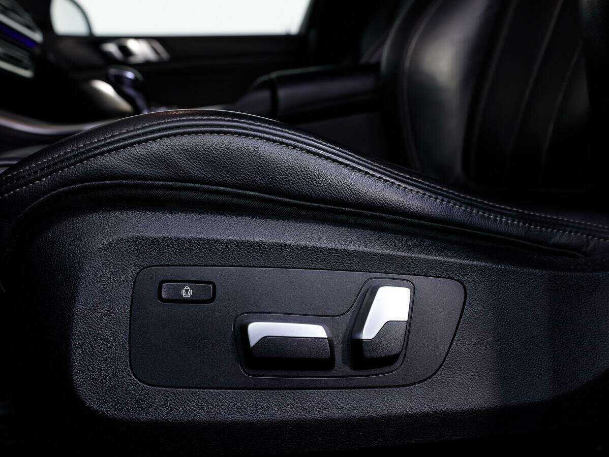 Купить BMW X5 с пробегом. Фото: #13