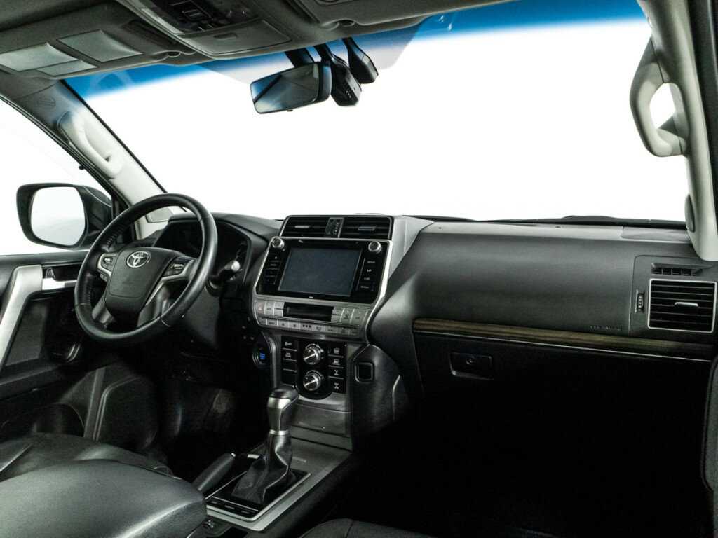 Купить Toyota Land Cruiser Prado с пробегом. Фото: #6