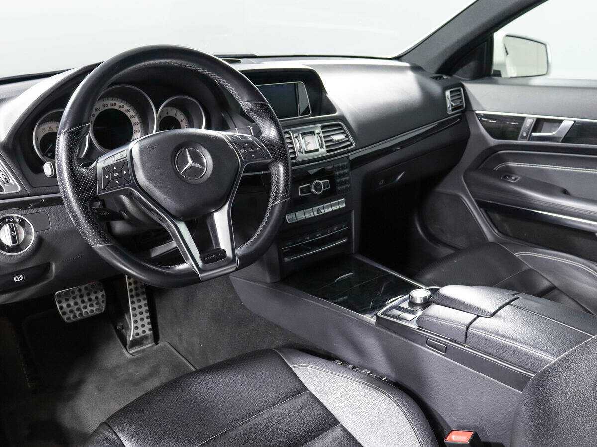 Купить Mercedes-Benz E-Класс с пробегом. Фото: #11