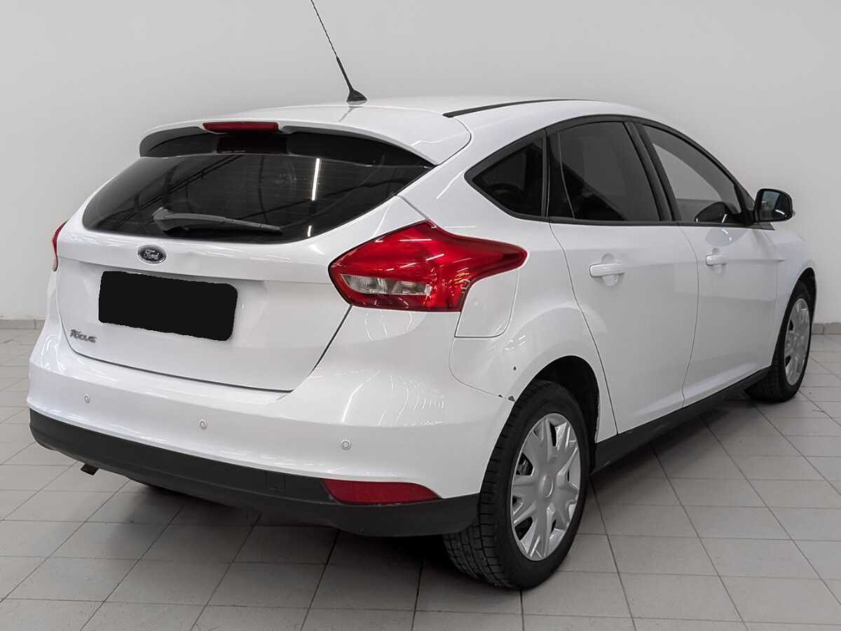 Купить Ford Focus с пробегом. Фото: #4