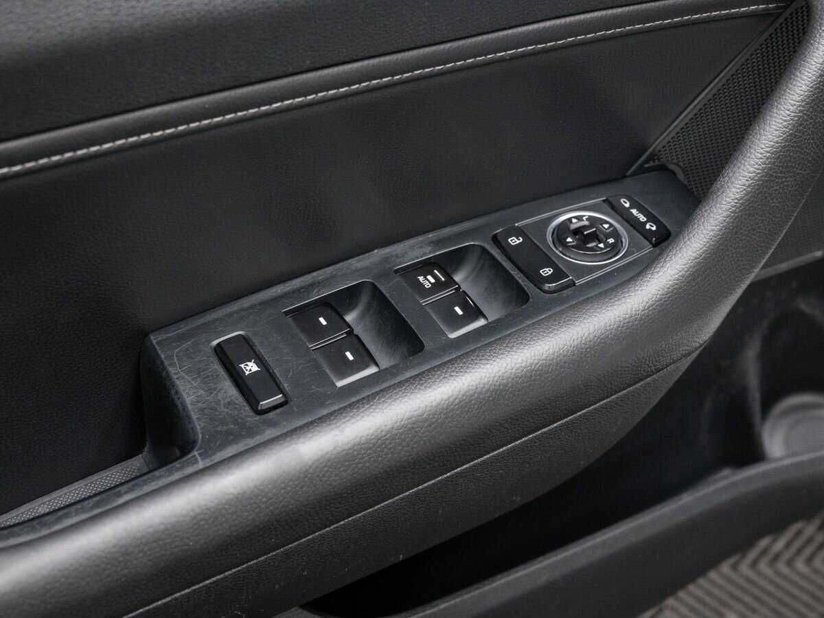 Купить Hyundai Sonata с пробегом. Фото: #14