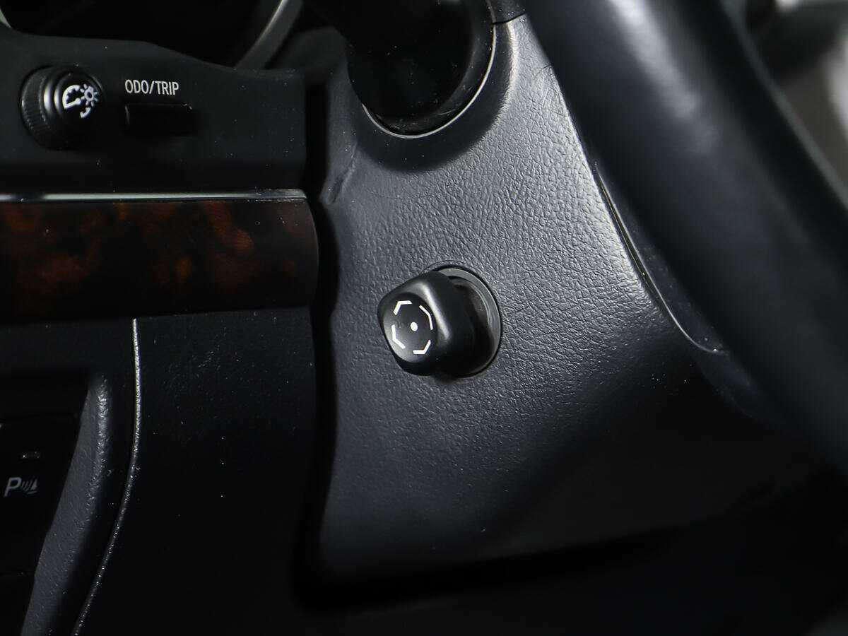 Купить Toyota Land Cruiser с пробегом. Фото: #20