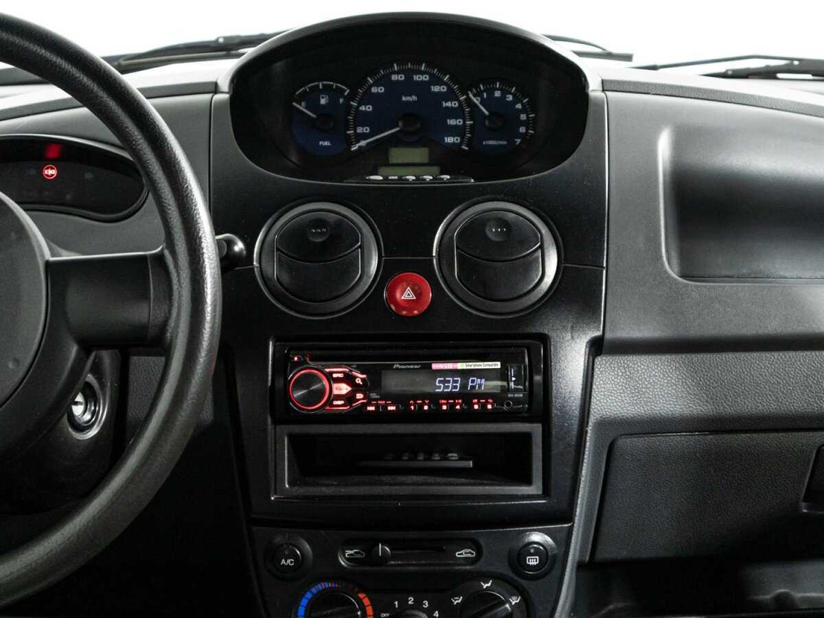 Купить Chevrolet Spark с пробегом. Фото: #13