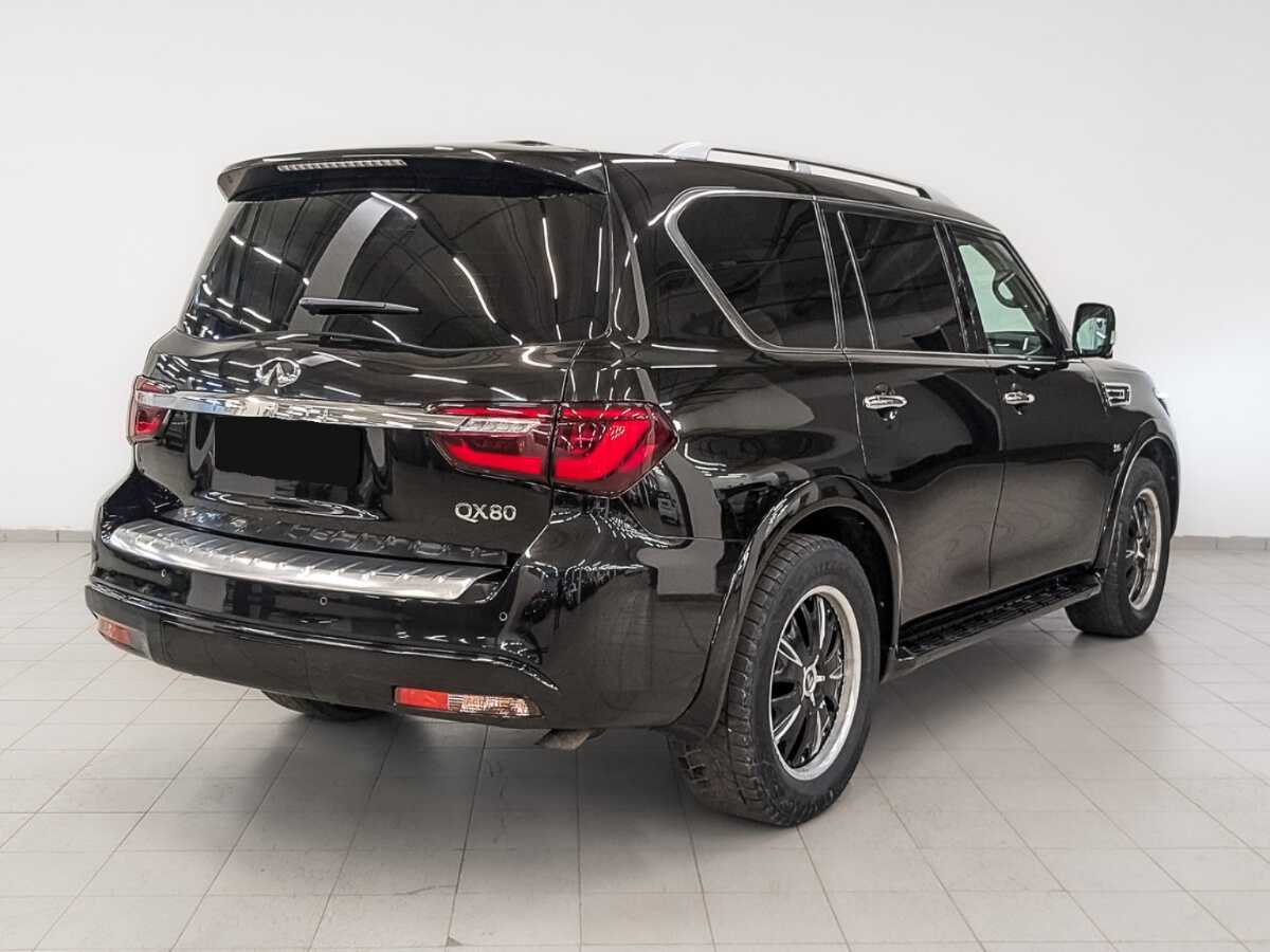 Купить Infiniti QX80 с пробегом. Фото: #4