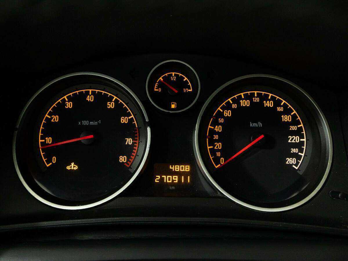 Купить Opel Astra с пробегом. Фото: #10