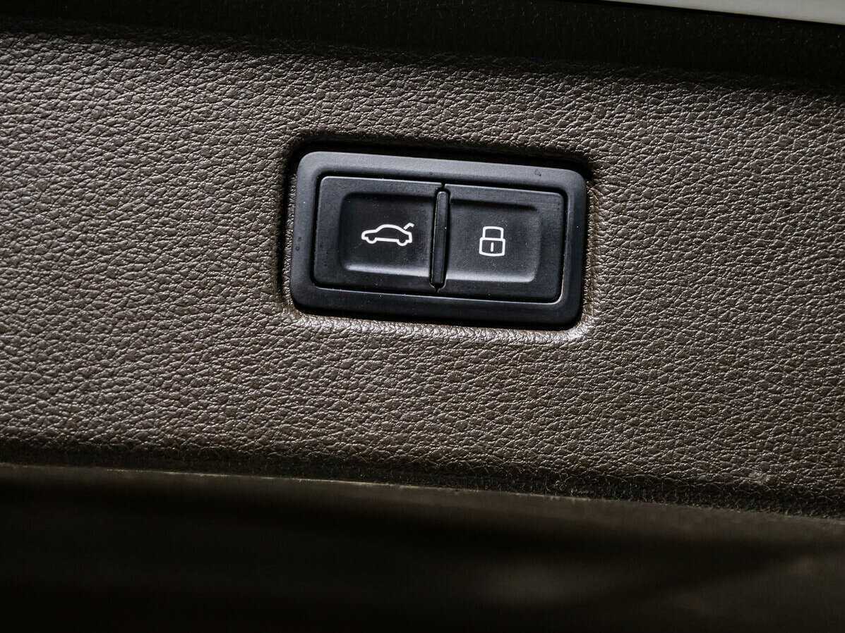 Купить Audi Q7 с пробегом. Фото: #21