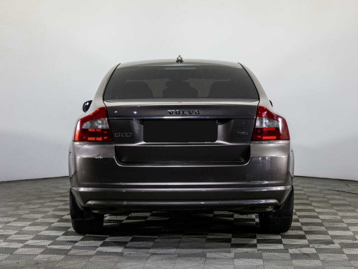 Купить Volvo S80 с пробегом. Фото: #4