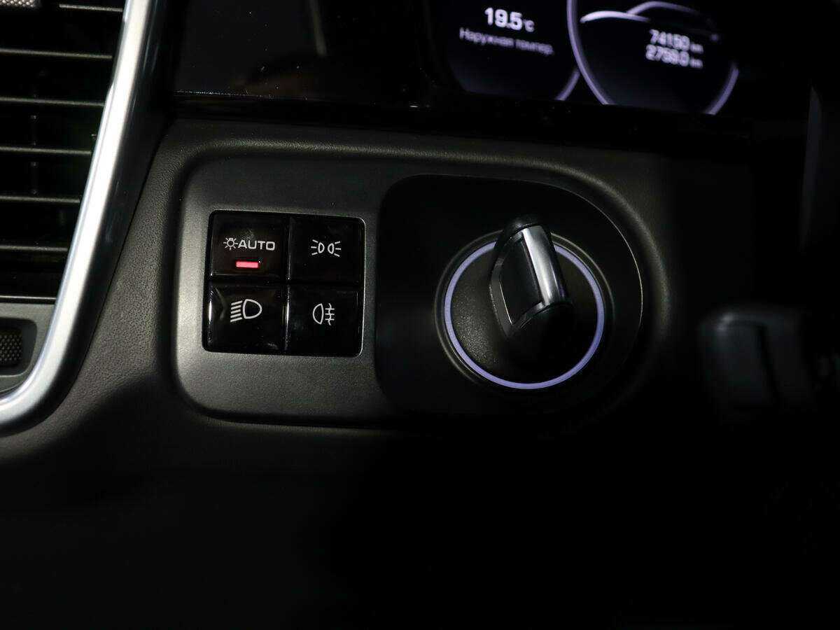 Купить Porsche Cayenne с пробегом. Фото: #18