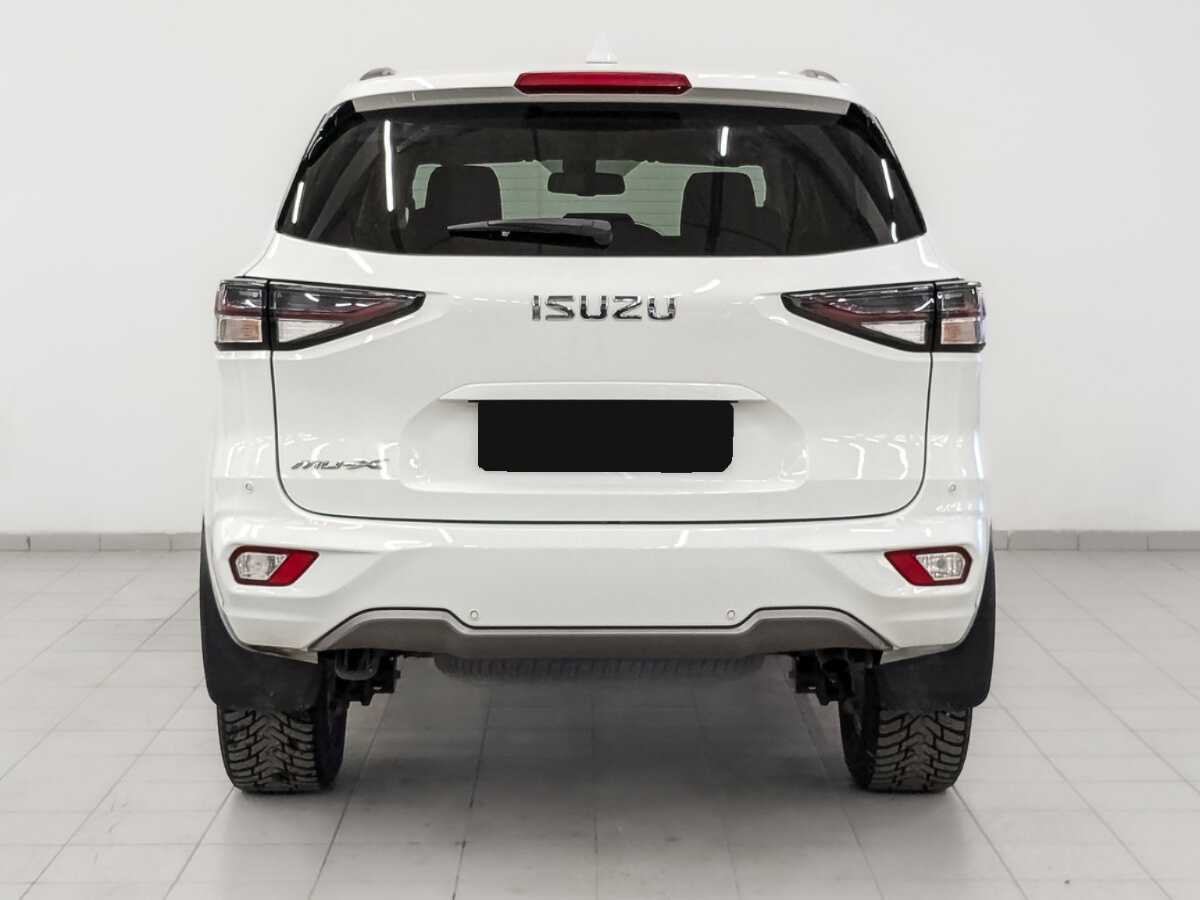 Купить Isuzu MU-X с пробегом. Фото: #5