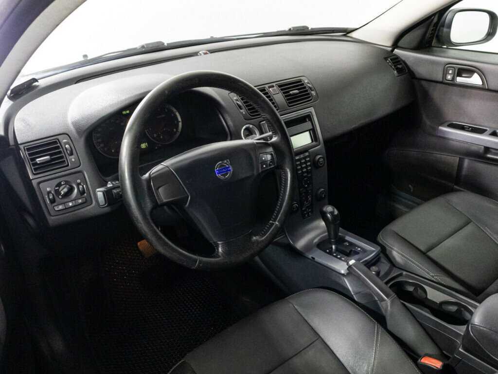 Купить Volvo S40 с пробегом. Фото: #10