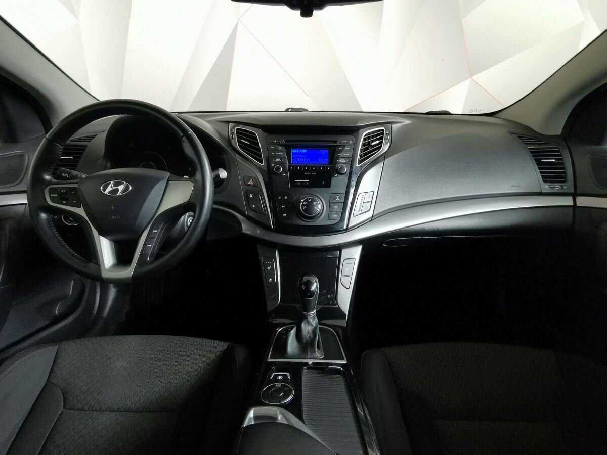 Купить Hyundai i40 с пробегом. Фото: #9