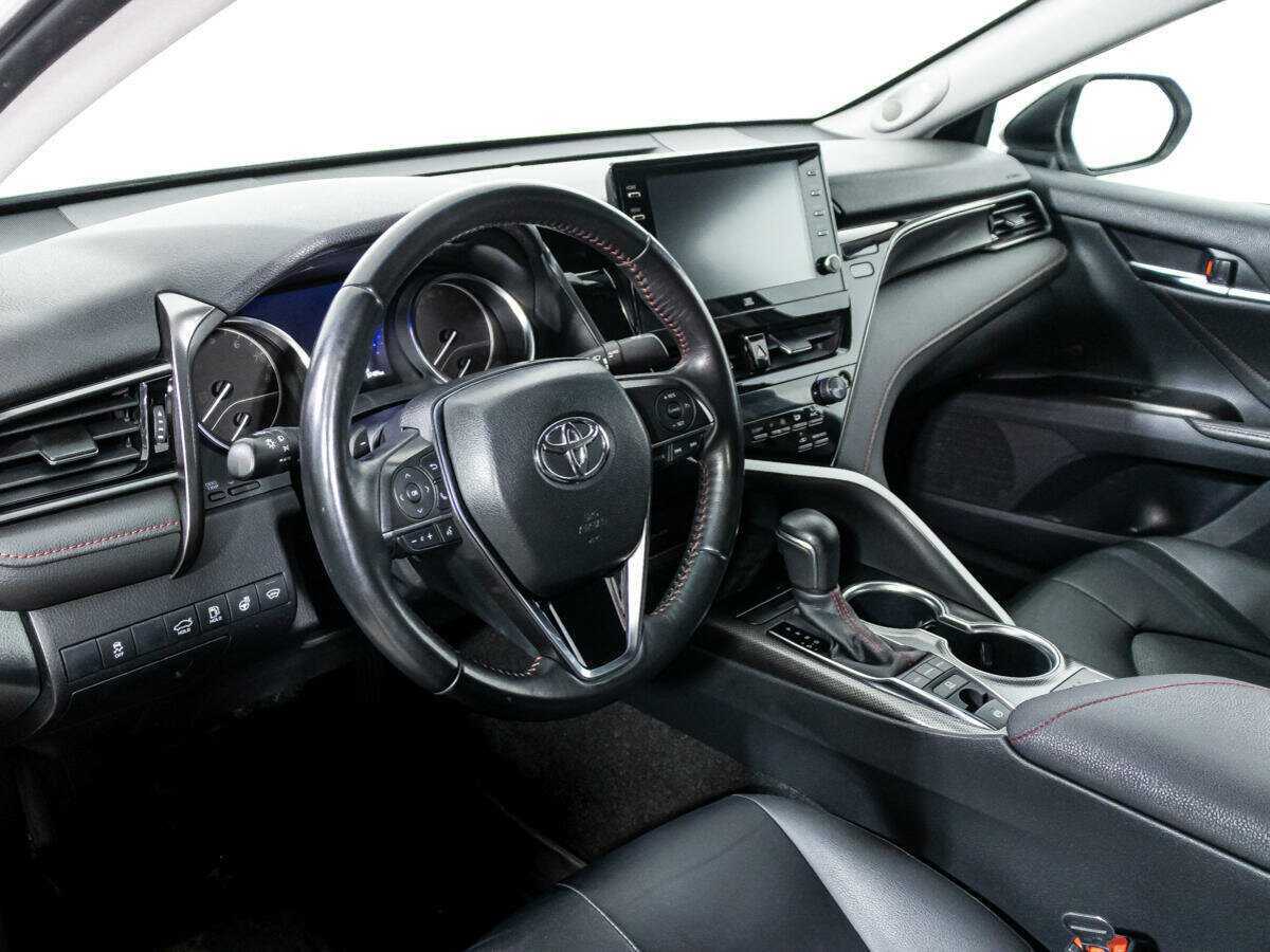 Купить Toyota Camry с пробегом. Фото: #10