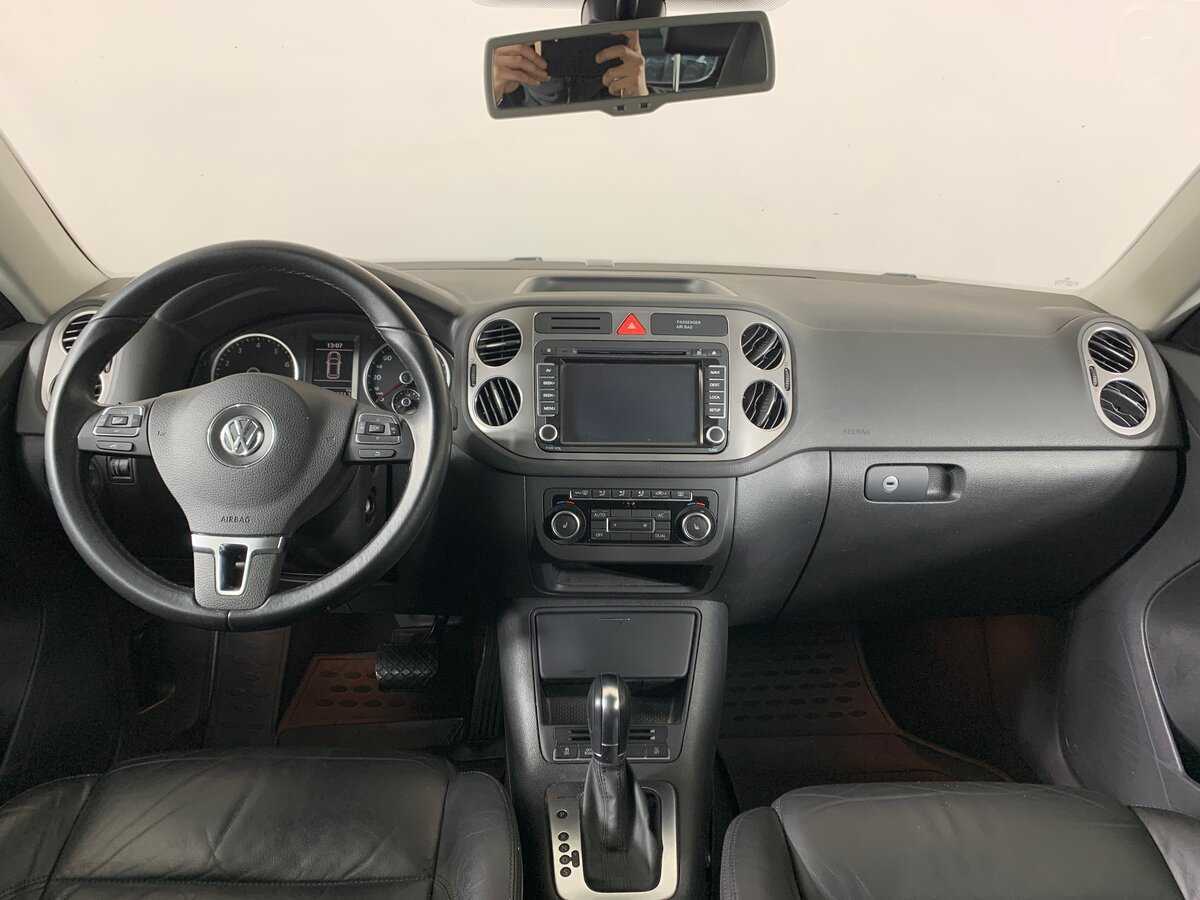 Купить Volkswagen Tiguan с пробегом. Фото: #12