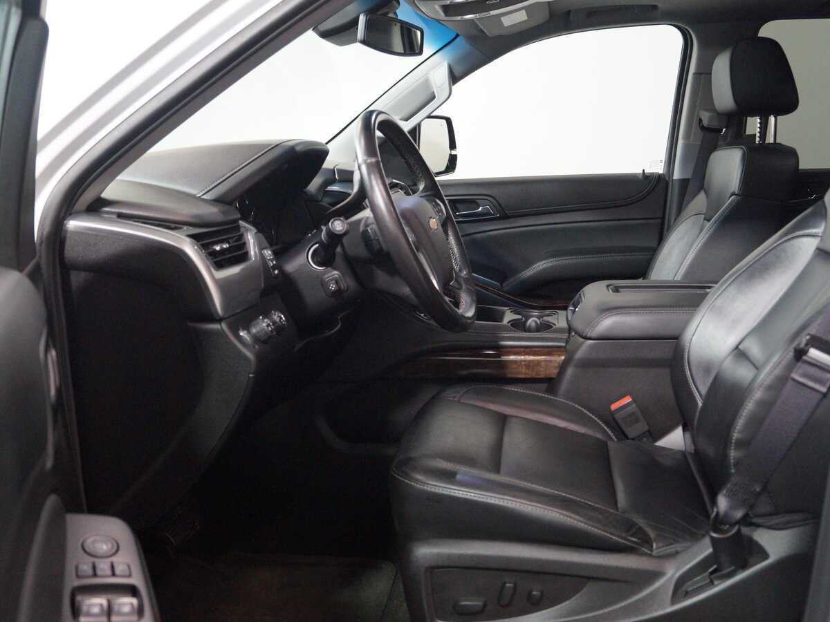 Купить Chevrolet Tahoe с пробегом. Фото: #6