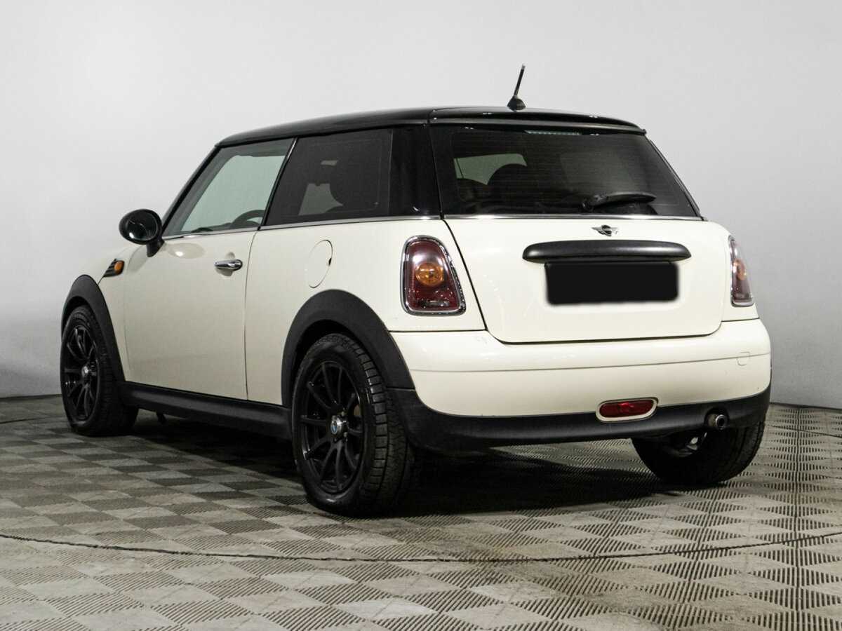 Купить Mini Hatch с пробегом. Фото: #6