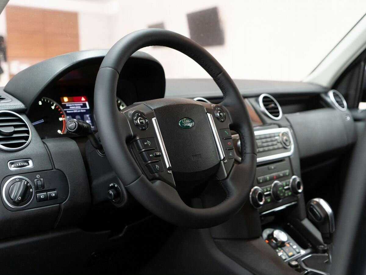 Купить Land Rover Discovery с пробегом. Фото: #4