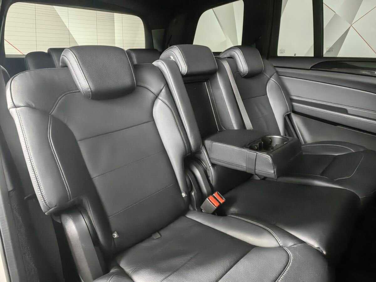 Купить Mercedes-Benz GLS с пробегом. Фото: #12