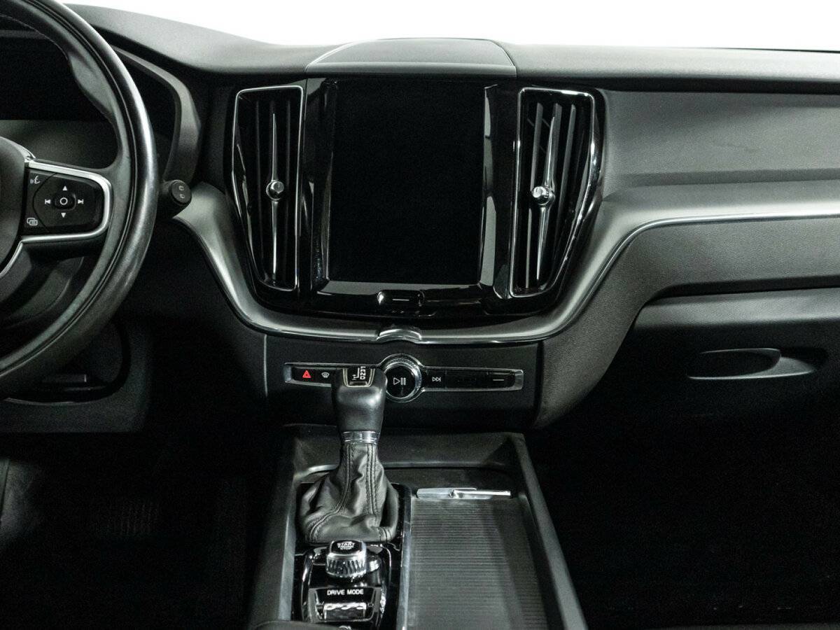 Купить Volvo XC60 с пробегом. Фото: #13