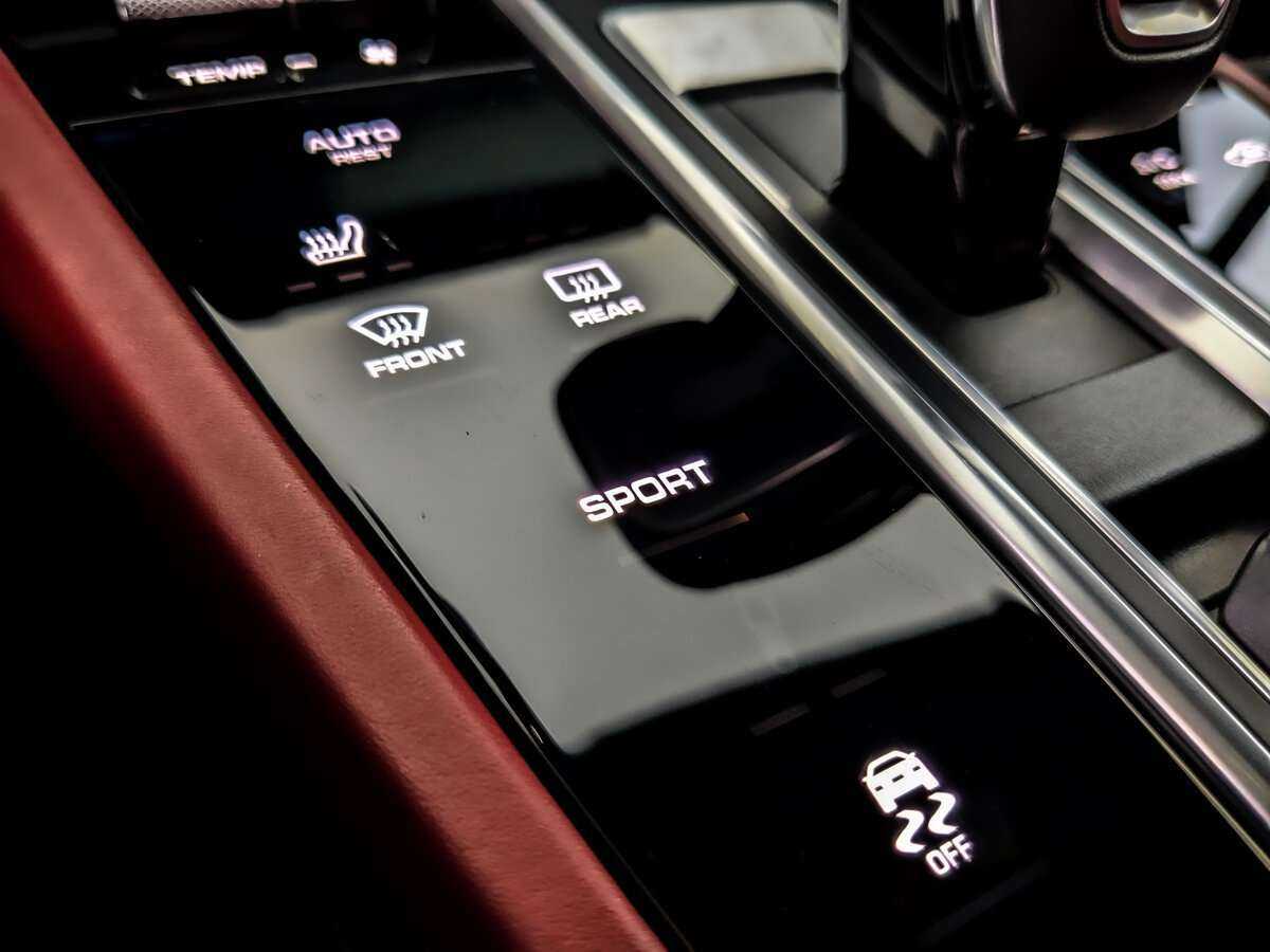 Купить Porsche Cayenne с пробегом. Фото: #21