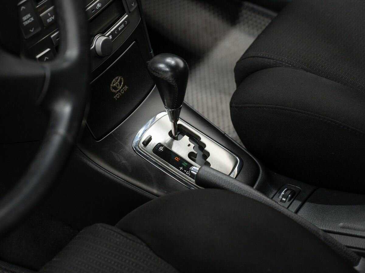 Купить Toyota Avensis с пробегом. Фото: #13