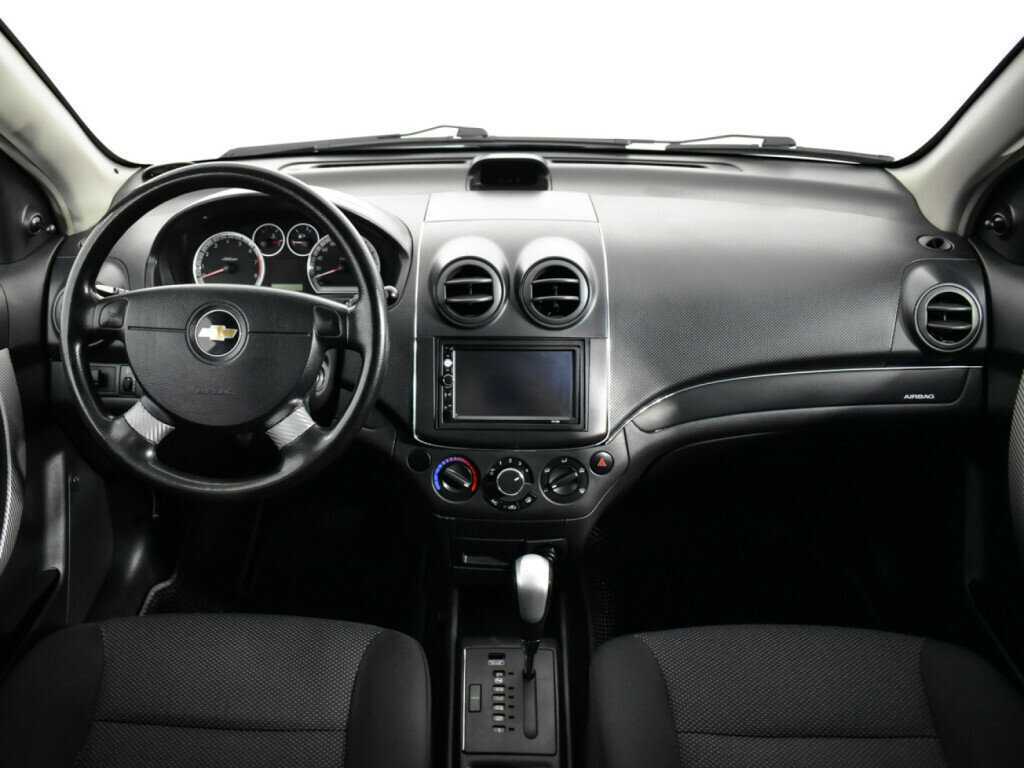 Купить Chevrolet Aveo с пробегом. Фото: #11