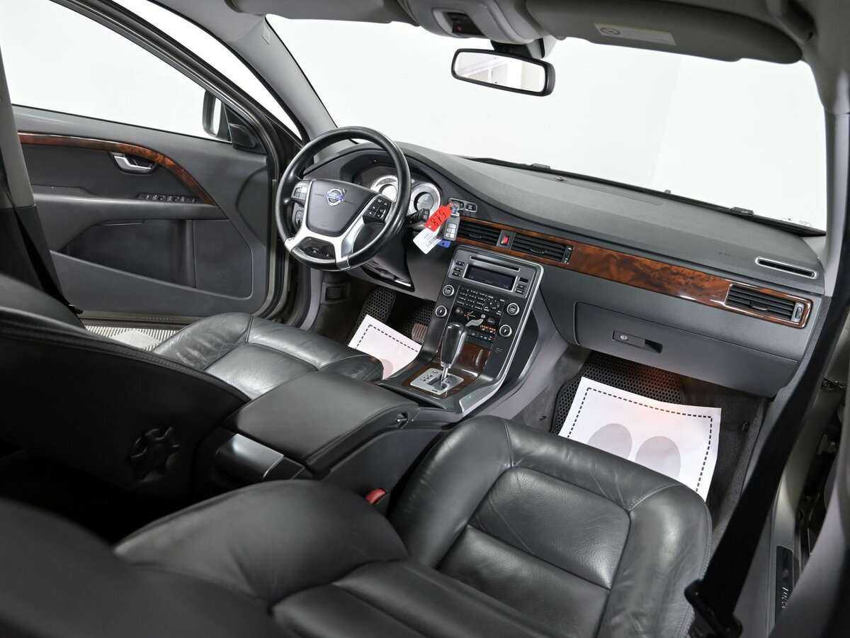 Купить Volvo XC70 с пробегом. Фото: #7