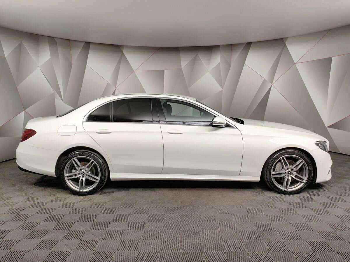 Купить Mercedes-Benz E-Класс с пробегом. Фото: #5