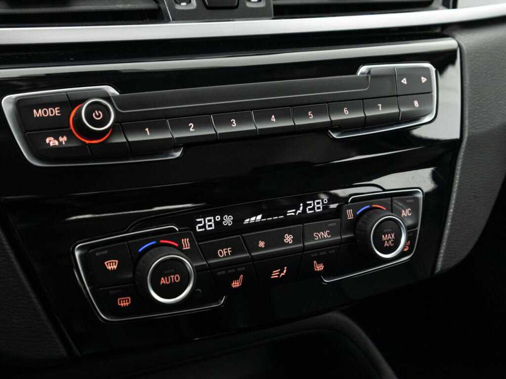 Купить BMW X1 с пробегом. Фото: #17