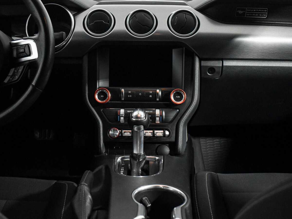 Купить Ford Mustang с пробегом. Фото: #12